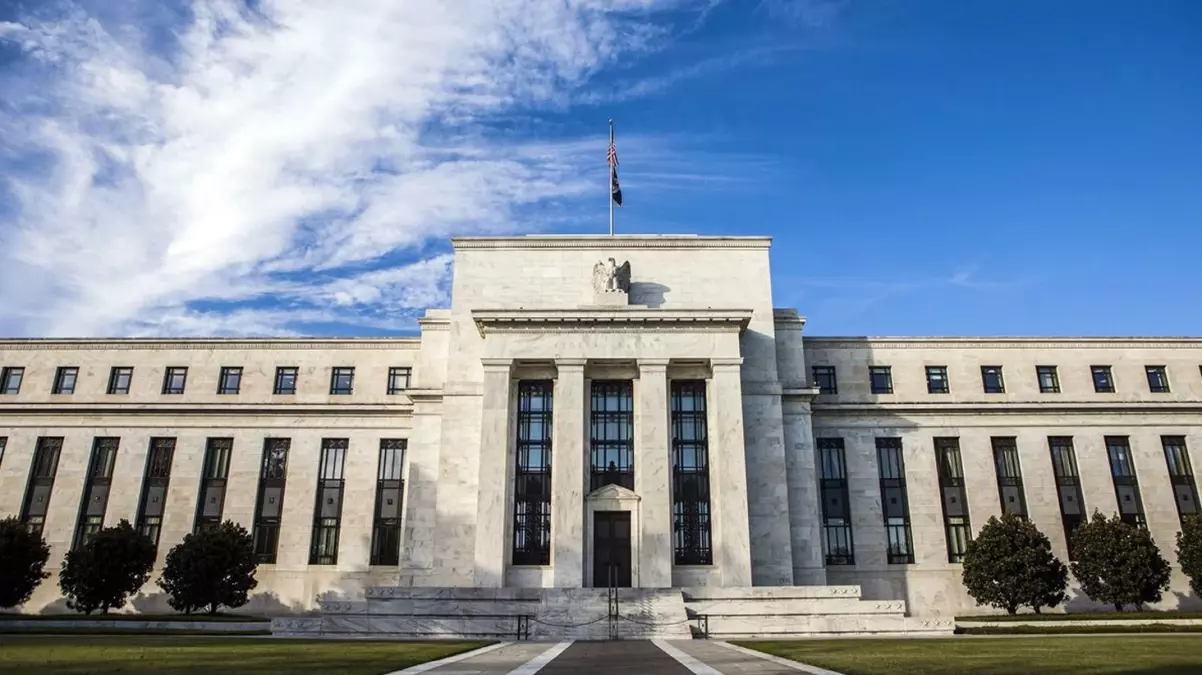 Amerikan Merkez Bankası FED, faizi 25 baz puan indirerek 4,75 seviyesine çekti.
