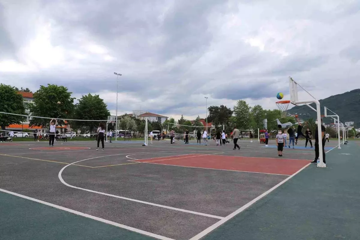 Ordu’da 24 Yeni Spor Sahası Gençlerin Hizmetine Sunuldu