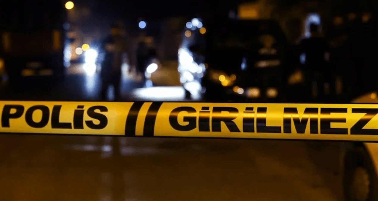 Güvenlik görevlisi tartıştığı halk otobüsü şoförlerini bıçakladı