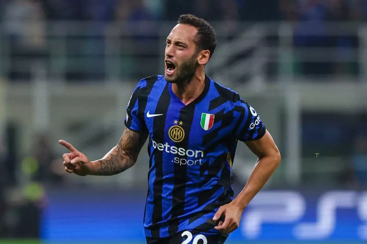 Hakan Çalhanoğlu’na Premier Lig’den talip var