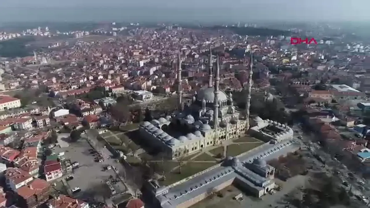 Selimiye Camisi Ramazan’da Mahya ile Süslenecek
